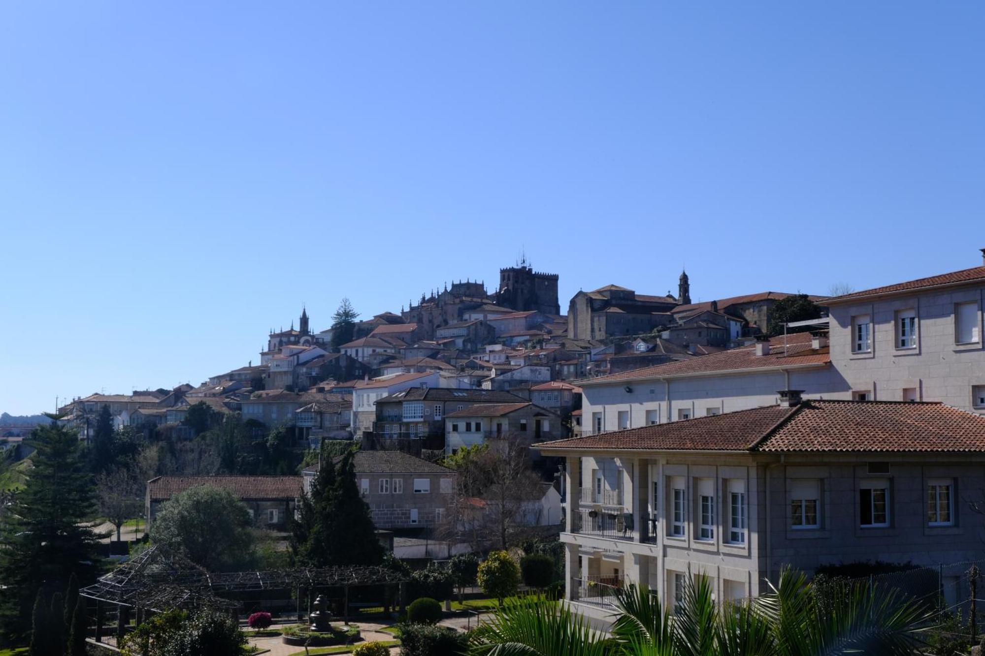 Casita A Estrenar En Finca Con Rio Proxima A Tui, Gondomar Y Portugal. Esterno foto