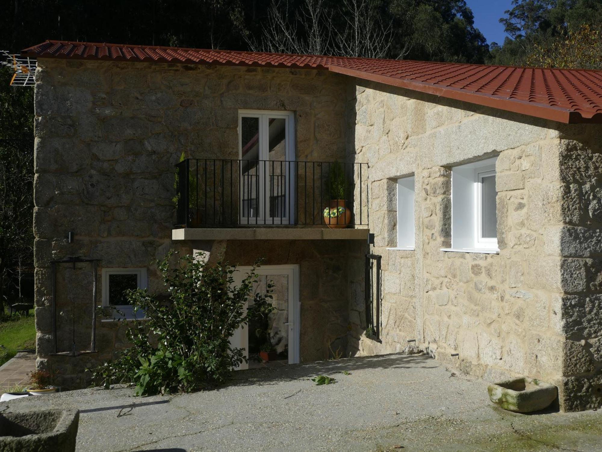 Casita A Estrenar En Finca Con Rio Proxima A Tui, Gondomar Y Portugal. Esterno foto